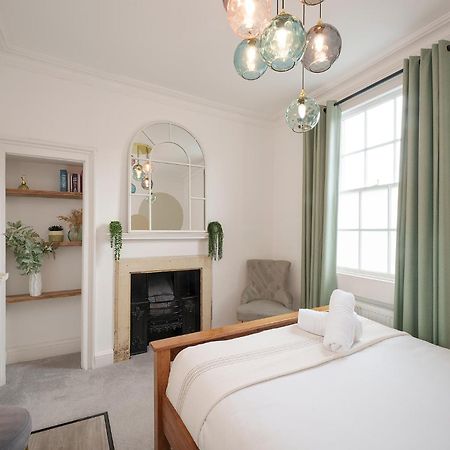 The Haze House - 4 Bed Townhouse Apartman Bath Kültér fotó